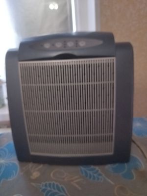 Продаётся недорого очиститель воздуха ионизатор