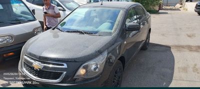 Qora midnight 3600km sotiladi