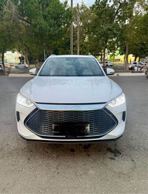 Продается BYD 2023 года