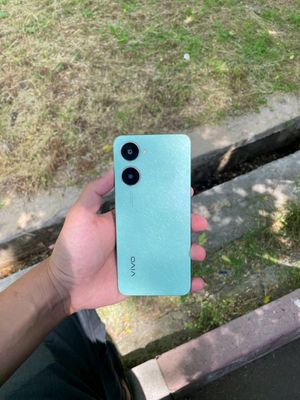 Vivo Y03 holati ideal 1 yil ishlatilgan