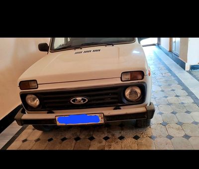 Lada niva 4x4 2015