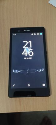 Sony Xperia Z в хорошем состоянии