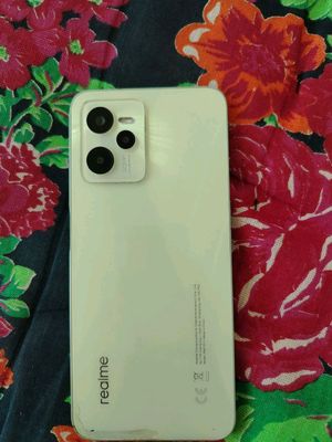 Realme C35