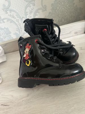 Ботинки для девочек