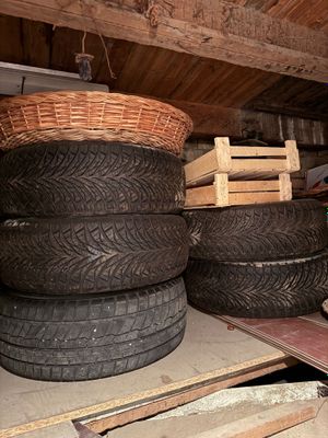 Yengi auston balon 215/55/r17