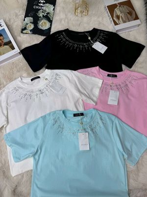 Brand futbolkalar sotuvda
380,000