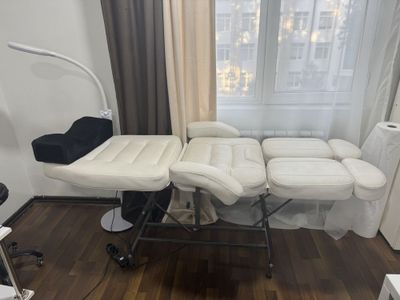Продам кушетку/педикюрное кресло
