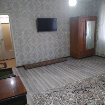 Сдается 1 комнатная квартира на кадишева