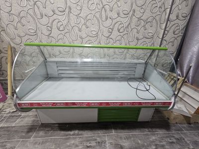 Витринный Холодильник сотилади