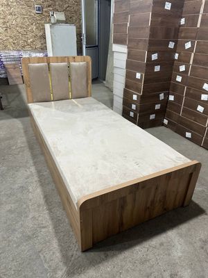 Kravat Divan Bolalar va Kattalar uchun
