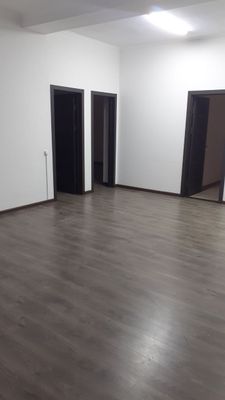 Спокойный ОФИС для логистов, бухгалеров на парке Бобура
