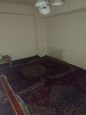 2 xonali kivartira bor Shahristonda
