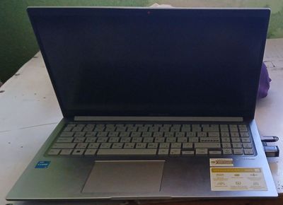 noutbook asus vivobook sotiladi