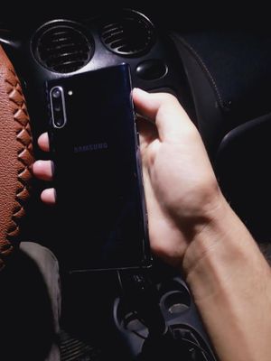 Samsung note 10 5g 256 srochna sotiladi