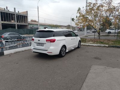 Kia sedona sroʻchne sotladi