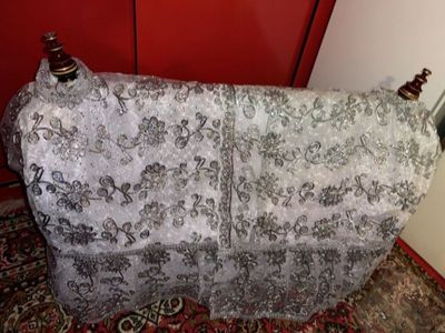 Бешик сотилади хамма анжомлари бн