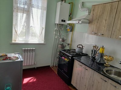 дом сотилади 3 хона