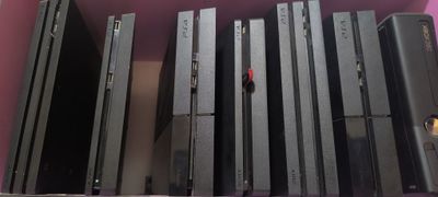 Playstation 4 lar sotiladi