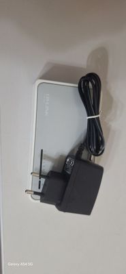 Коммутатор TP-Link SF1008D