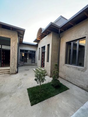 N4593 Shayxontohur tumani Jarariq mahalla 3 sotix