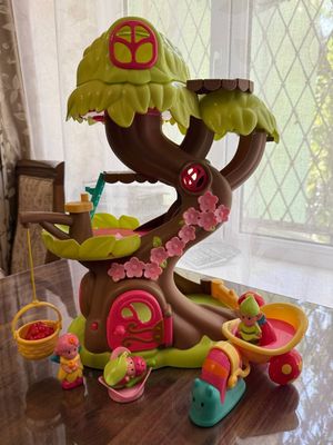 Игрушка дом на дереве