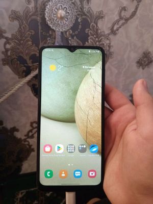 samsung galaxy a12