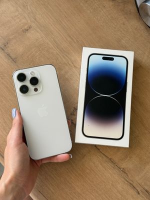 Продаю белый iPhone 14Prо 256