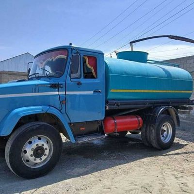Водовоз сотилади
