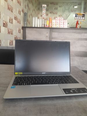 Acer Aspire 3