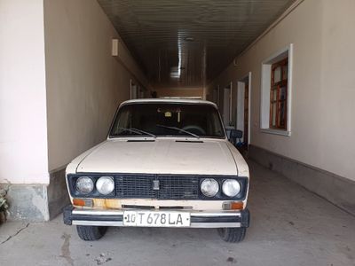 Lada 2106 yurub turgan moshina