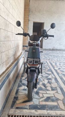 Skuter Largo Motors