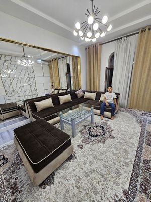 Метро Гофур Гулом, Жангох ц-15. 3/8/8