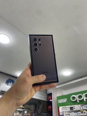 Samsung s24 ultra wetnam