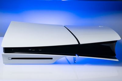 Продам игравой приставка PS5 в идеальном состоянии почти новый
