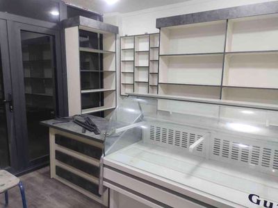 vitrina berilmaydi  xolati zur kassaga stol bor