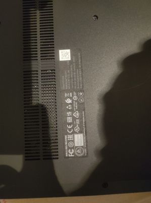 Lenova v15 ada noutbuk