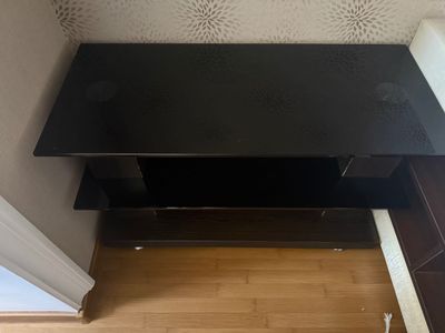 Стеклянная полка