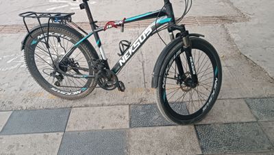 Velosiped NEKSUS