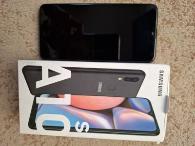 Samsung A 10 s чёрный