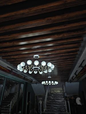 Люстра (lyustra)