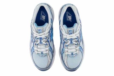 New Balance 740, в голубом цвете