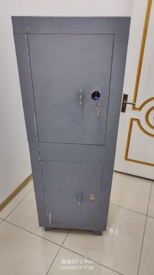 Продается сейф из толстого железа