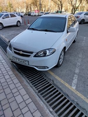 Chevrolet gentra 2014 avtomat