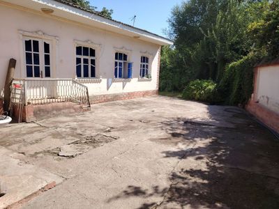 Srochna Hovli sotiladi !!!