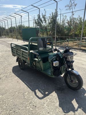 Elektroni muravey sotiladi 50 kmdan ko’p yuradi 1 zaryad bilan