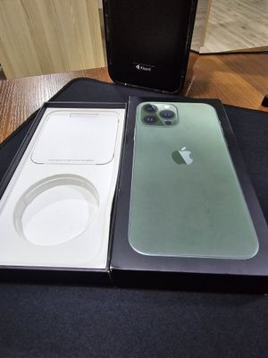 Iphone 13 pro max green