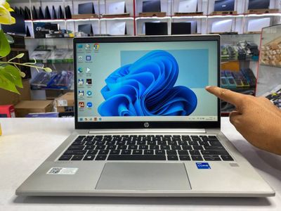 hp core i5-11 avlod 8/256 ssd metal korpus ekrani sensorlik patsvetka
