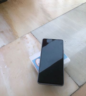 Samsung A53 holati tiniq