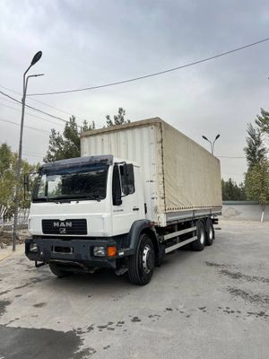 Машина индийский ман фургон