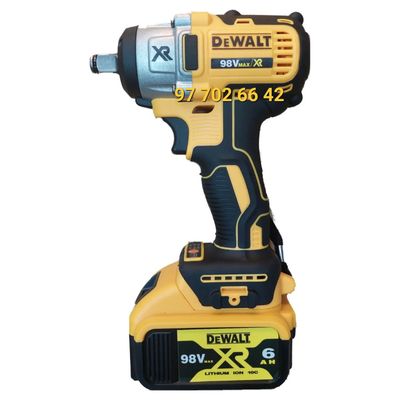 Гайковерт DeWALT 98 v. Gaykavyort